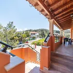 Giannis 4 Daire