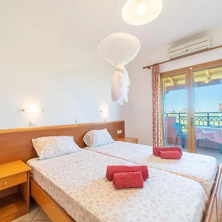 Apartment Giannis 4 *