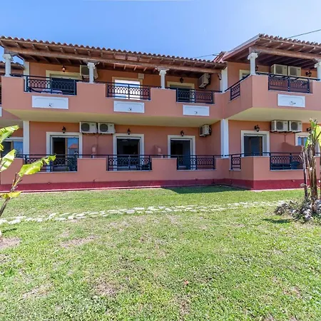 Giannis 4 Apartman Arílasz